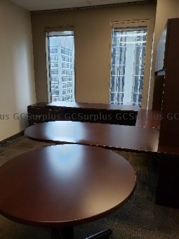 Picture of Lot of Various Office Furnitur