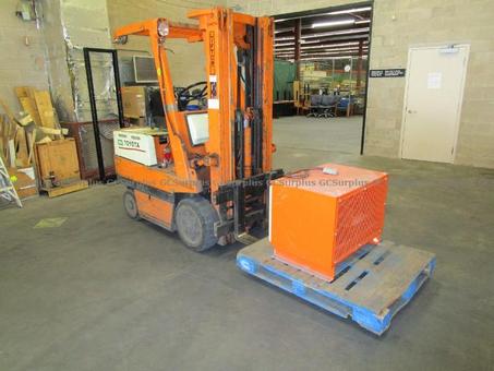 Picture of Toyota Forklift