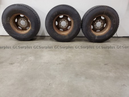 Picture of Mounted Snow Tires