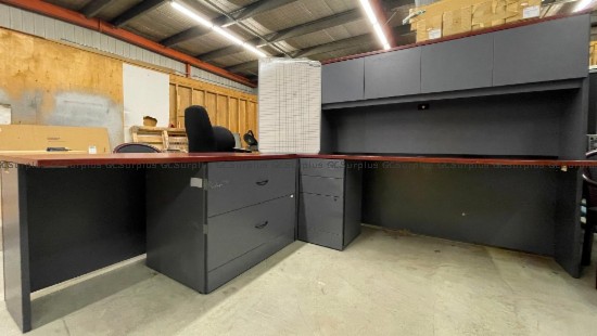 Picture of 5-Part Office Desk
