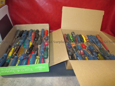 Picture of Lot of Assorted Screwdrivers