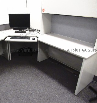 Picture of 5 Piece Workstation