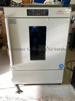 Picture of Sanyo MIR-153 Incubator - Sold