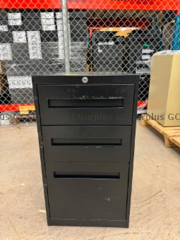 Picture of 7 3-Drawer Metal Pedestal and 