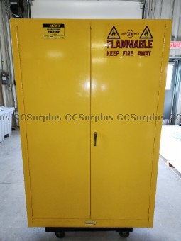 Picture of Flammable Liquid Storage Cabin