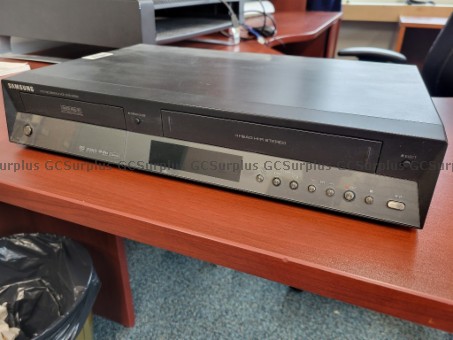 Picture of Samsung VR350 DVD and VCR Comb