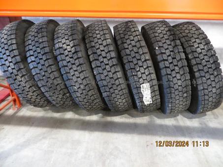 Picture of 7 Goodyear G282 MSD Tires On R