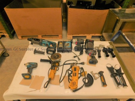Picture of Various power tools