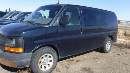 Picture of 2011 Chevrolet Express 1500 LS