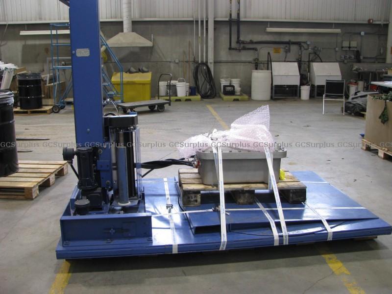 Picture of Halton Pallet Wrapping Machine
