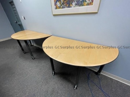 Picture of Lot of Semi Circular Table