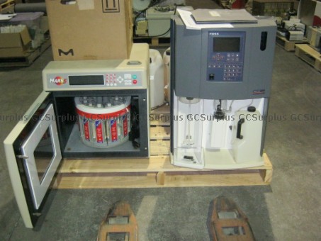 Picture of Assorted Scientific Equipment