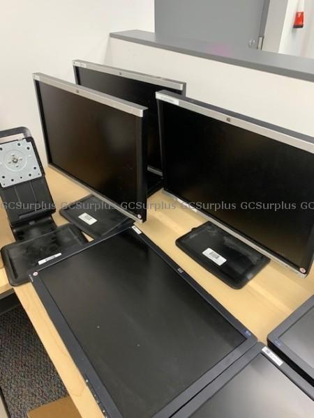 Picture of HP Monitors