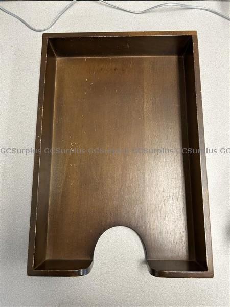 Picture of Lot of Letter Trays, Separator