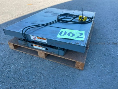 Picture of Used Lifting Platform