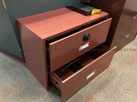 Picture of Metal Cabinet with 2 Drawers a