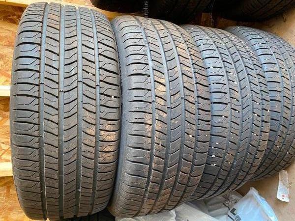 Photo de 4 pneus Michelin
