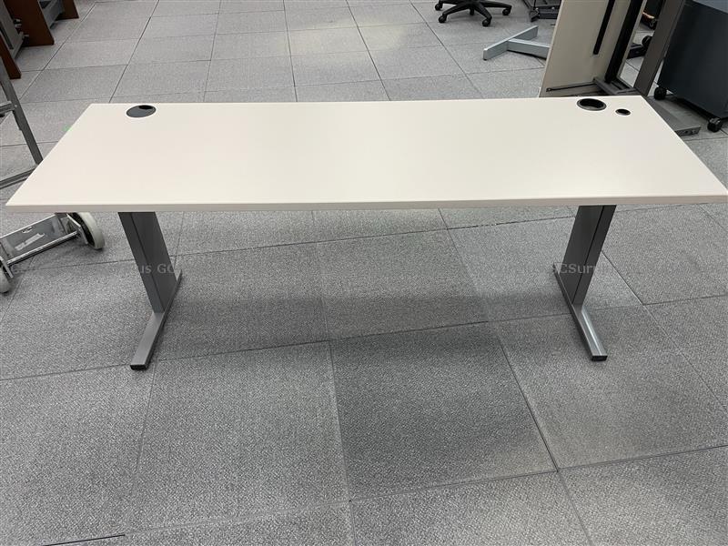 Picture of Crank-Adjustable Work Tables