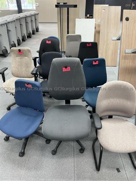 Photo de Lot de 10 chaises variées