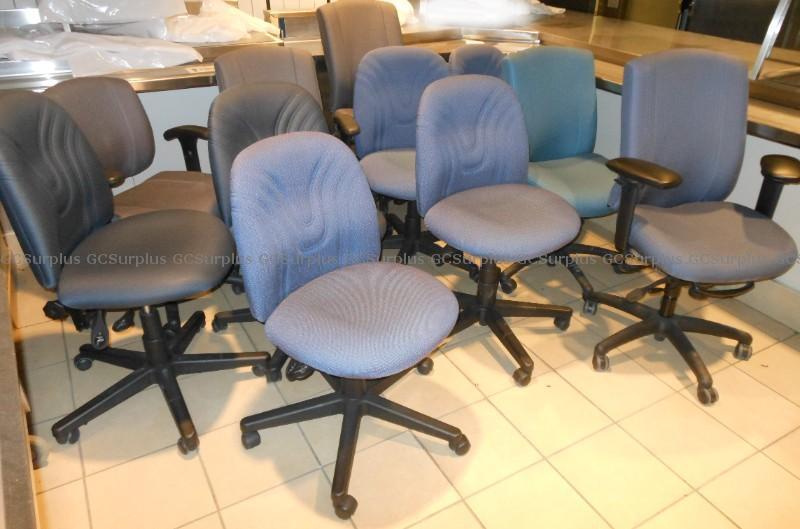 Picture of Lot of 11 Assorted Desk Chairs