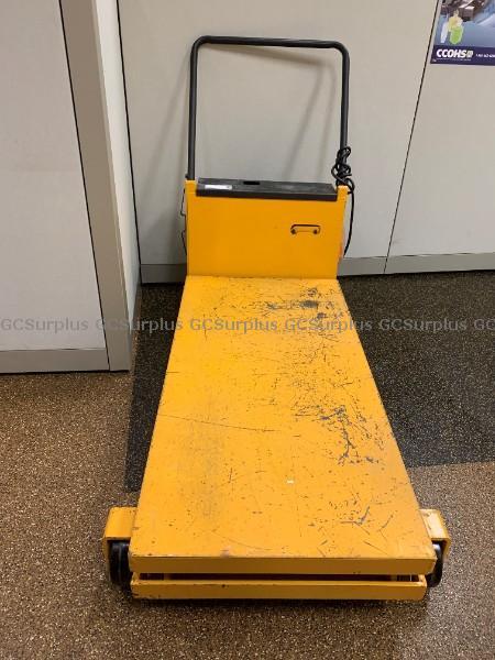 Picture of Econo Lift - Sold for Parts