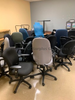 Picture of Assorted Office Furniture