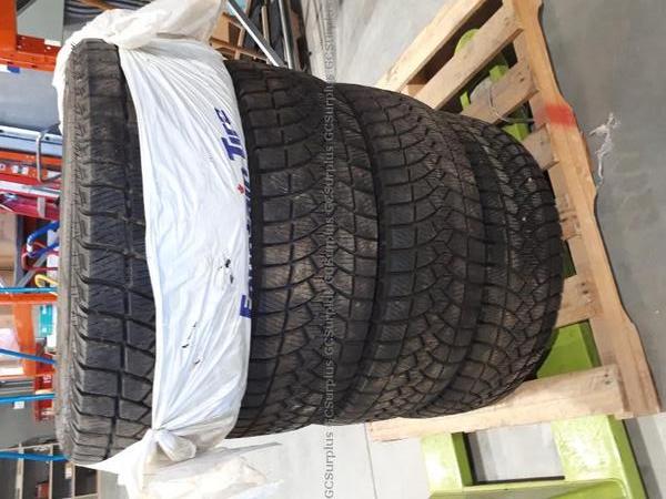 Picture of 4 Goodyear Ultra Grip Ice Tire