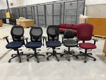 Photo de Lot de chaises de bureau