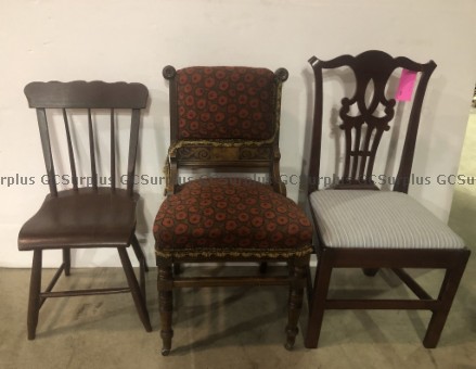 Picture of Antique Chairs - Lot #11