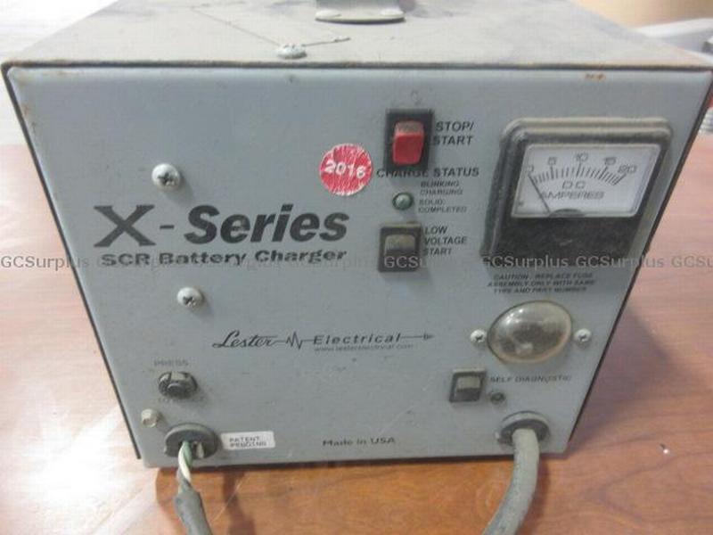 Photo de Chargeur à batterie X-Series S