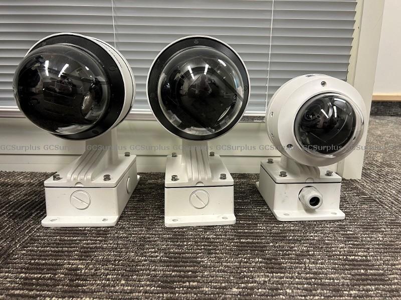 Picture of Hikivision Security Cameras Lo