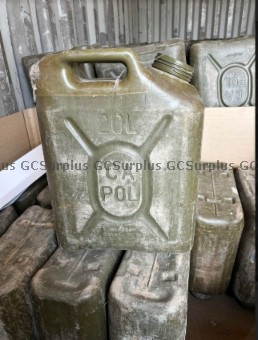 Picture of Lot of Jerrycans