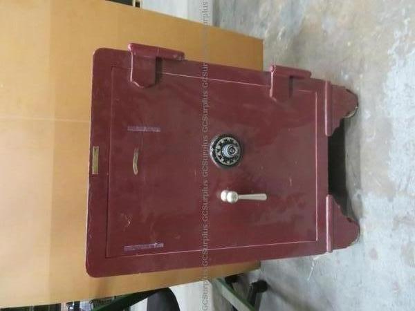 Picture of Used Safe