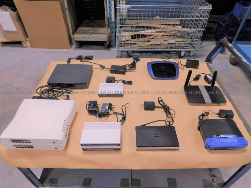 Photo de Lot de 9 routers divers