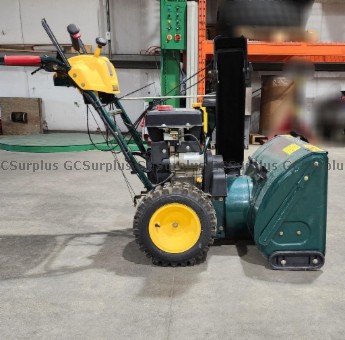 Picture of MTD Yard-Man 28'' Snow Blower