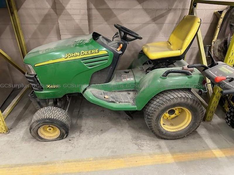 Picture of 2005 John Deere X495 Lawn Trac