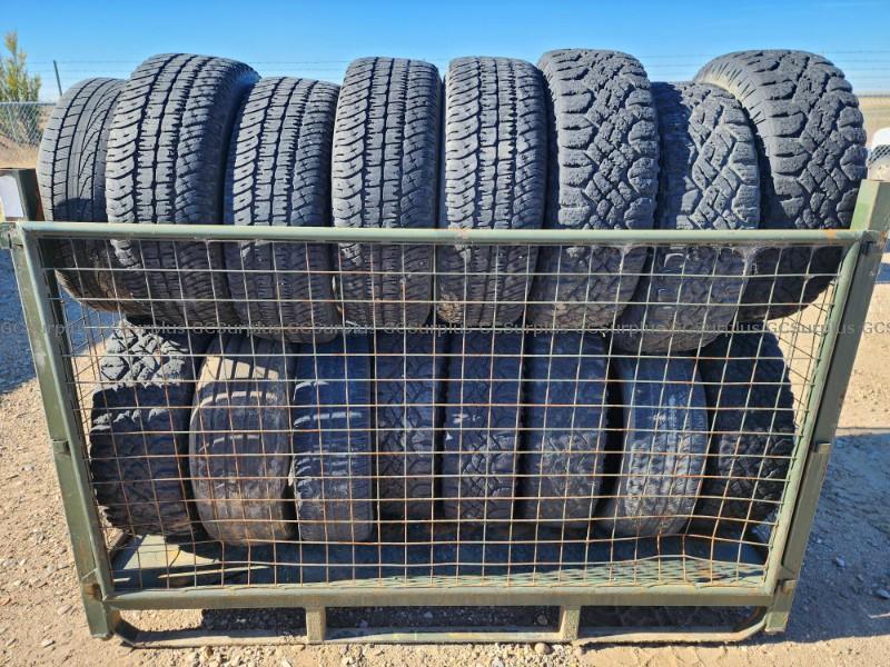 Picture of Scrap Rubber Tires