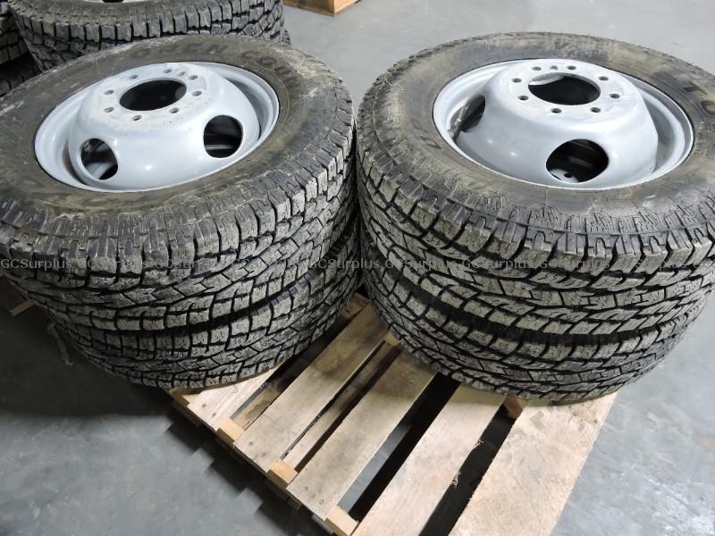 Picture of Set of Used Toyo Open Country 