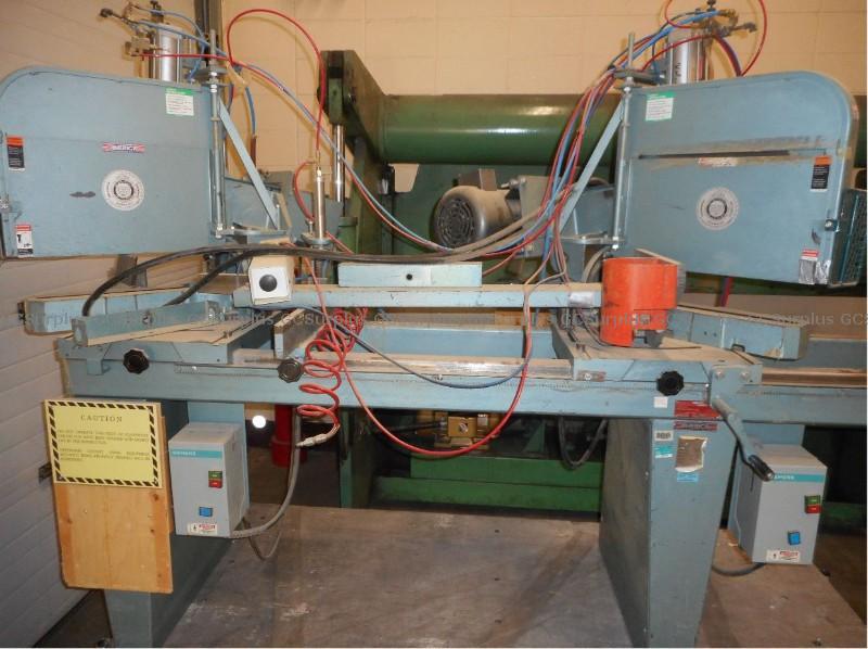 Picture of 16'' Double Miter Saw