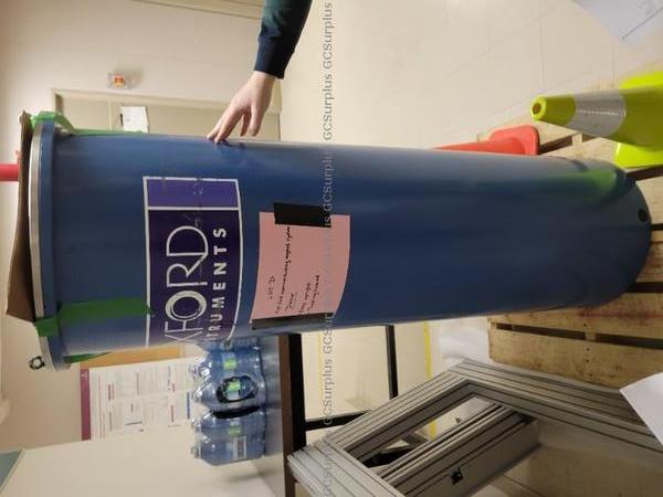 Picture of Oxford Instruments Dewar
