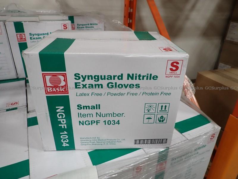Photo de Gants d'examen en nitrile Basi