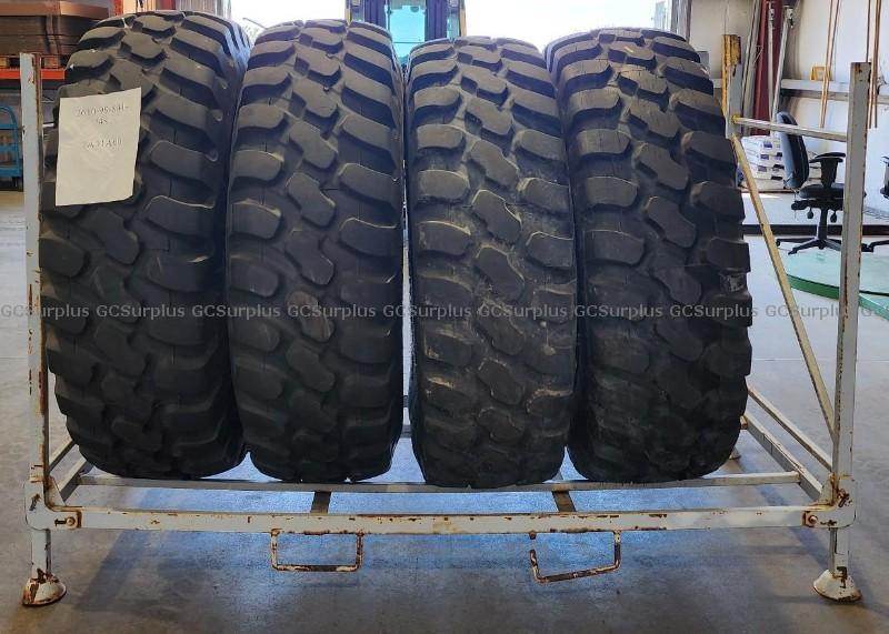 Photo de Pneus Goodyear et Firestone va