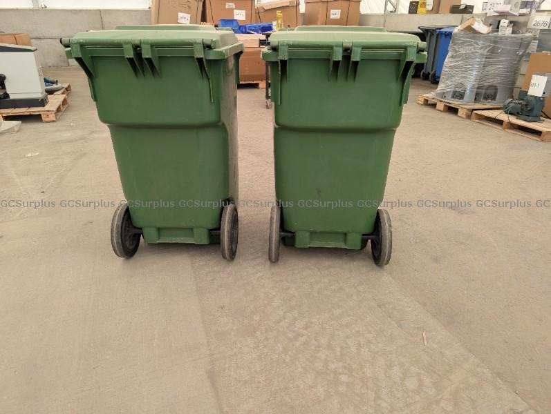 Photo de Lot de 2 poubelles vertes
