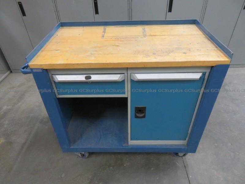 Photo de Armoire à outils mobile