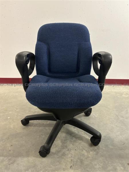 Picture of Adjustable Blue Office Chair