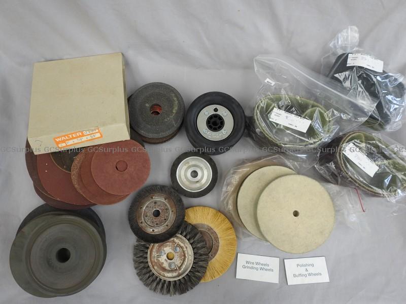 Photo de Meules et bandes abrasives