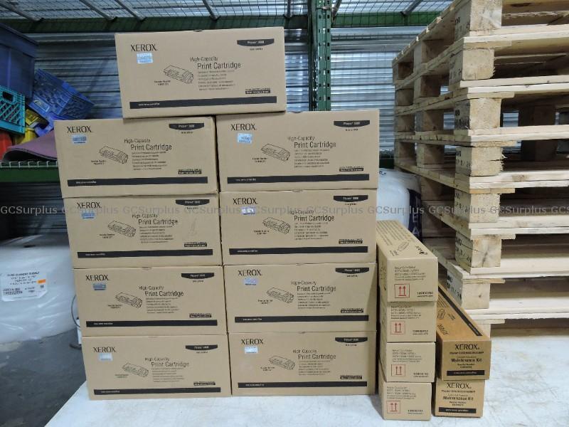 Picture of Unused Printer Cartridges