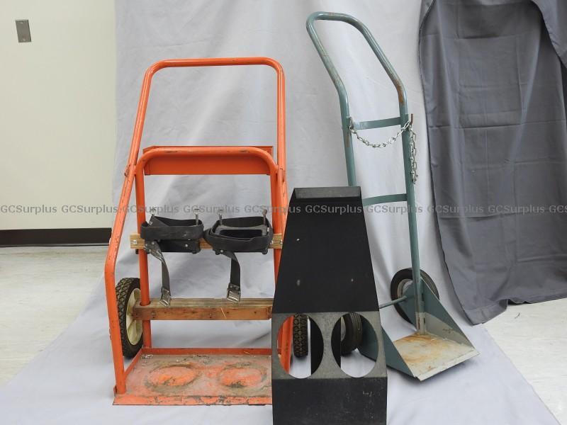 Photo de Lot de chariots manuels porte-