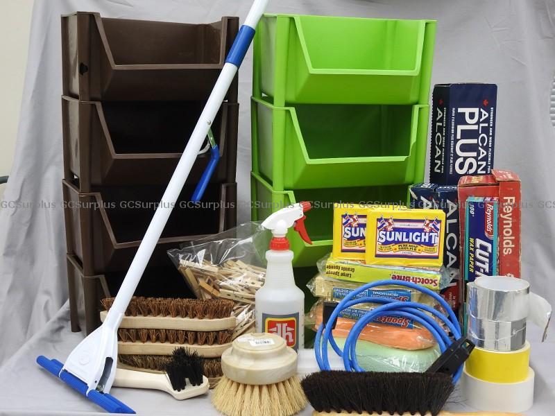 Photo de Outils de nettoyage et article