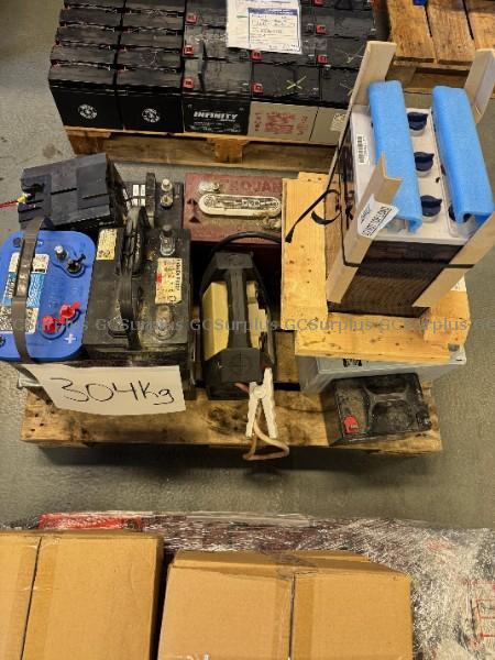 Photo de Batteries usagées variées - ve